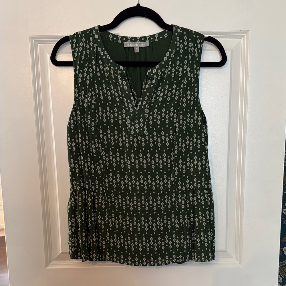 Green Patterned Sleeveless Top